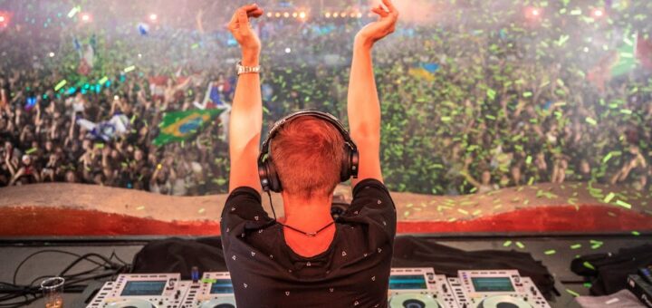 Armin van Buuren live at Tomorrowland 2018